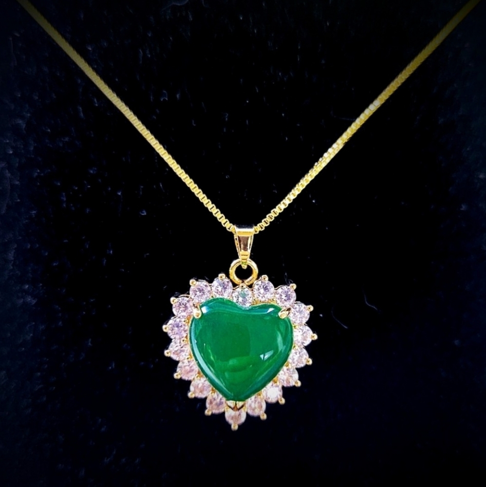 Green jade Agate Heart